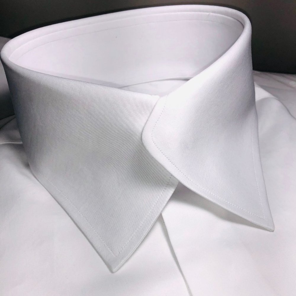 MorCouture White Swerve Collar